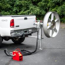 Hydraulically Limited Cable Puller with Motor Receiver Mount