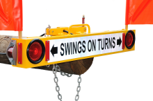 pole trailer light with chain binder